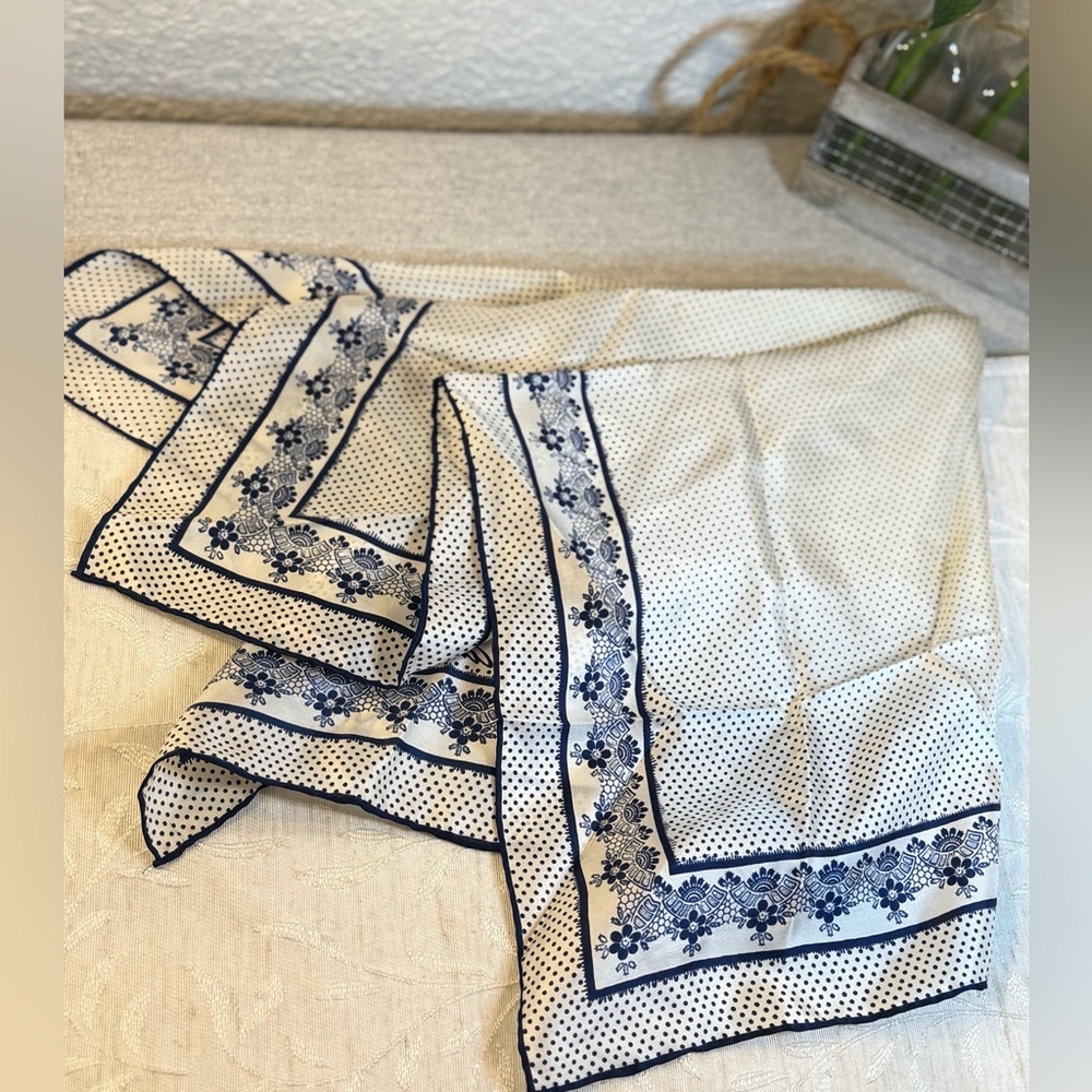 Vintage Anne Klein Silk Scarf Navy Blue Polka Dot Floral Lace Border 26" Square - Picture 3 of 14